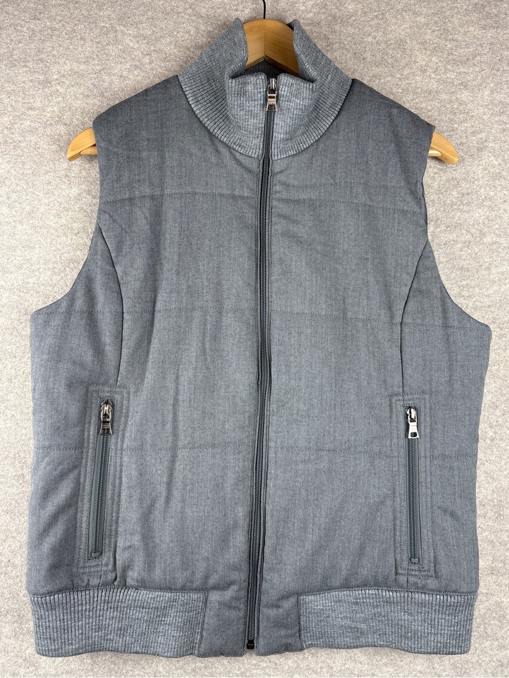 Banana Republic Gray Quilted Wool-Blend Zip Vest Size L